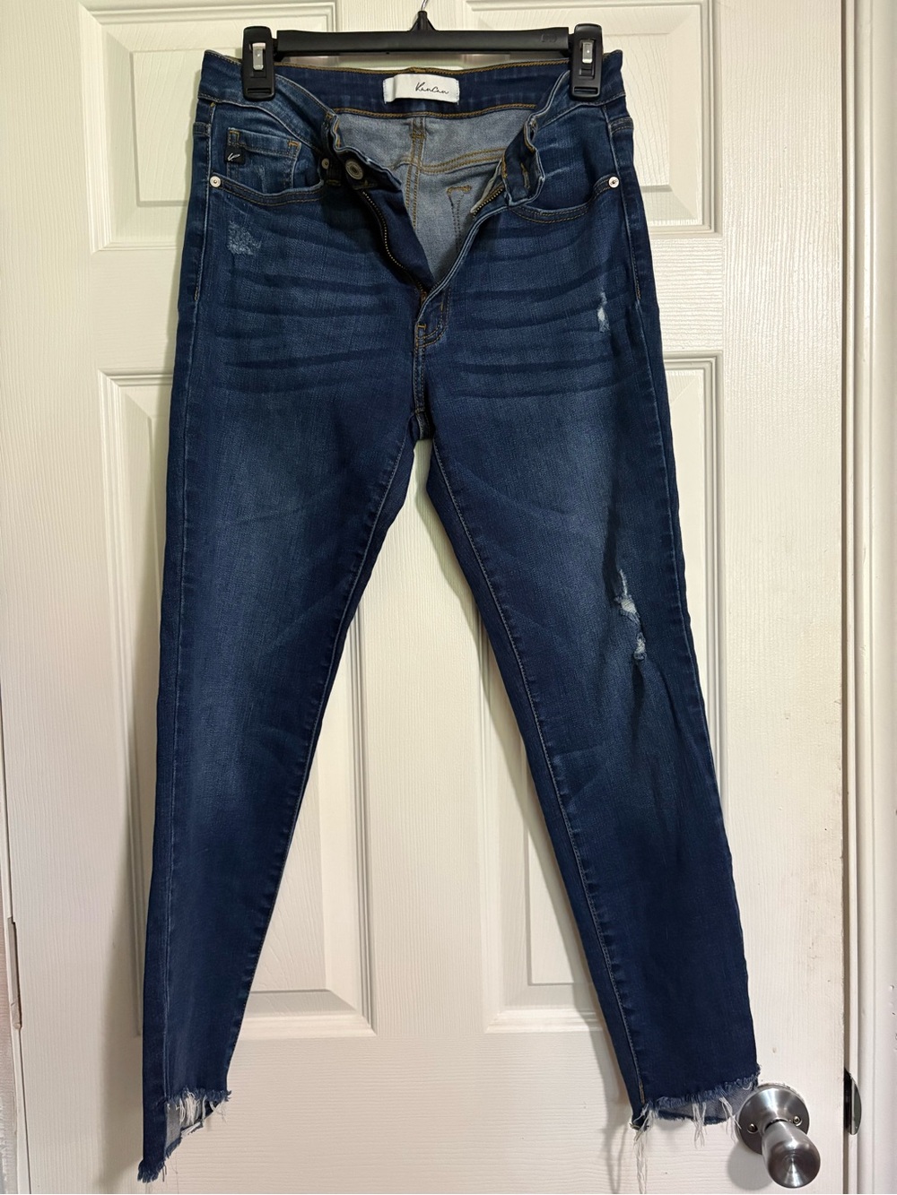 Kancan skinny ripped jeans size 9 juniors